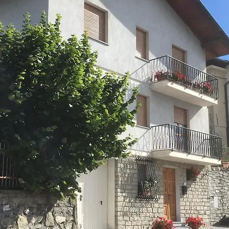 Apartament Chez Carlo Aosta