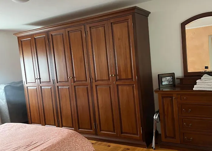 Chez Carlo Apartment *